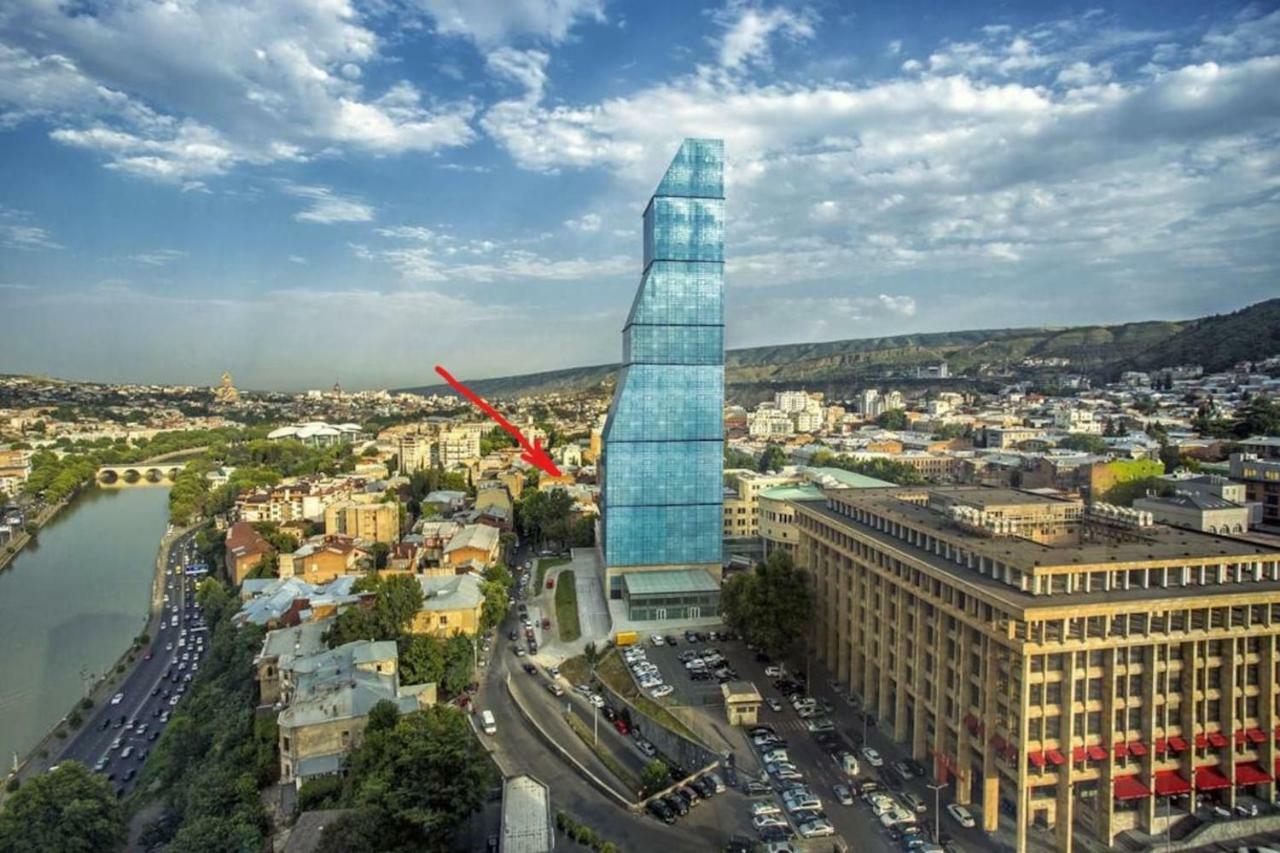 Апартаменти Near The Opera Тбілісі Екстер'єр фото